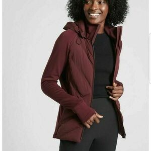 ATHLETA Inlet Down Quilted Puffer Jacket Burgundy Slim Fit Sz S